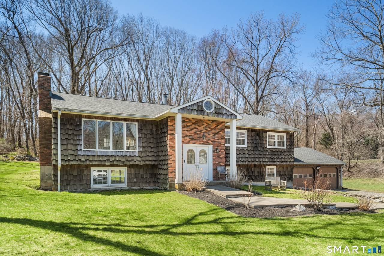 3 Pebble Road - Photo 1