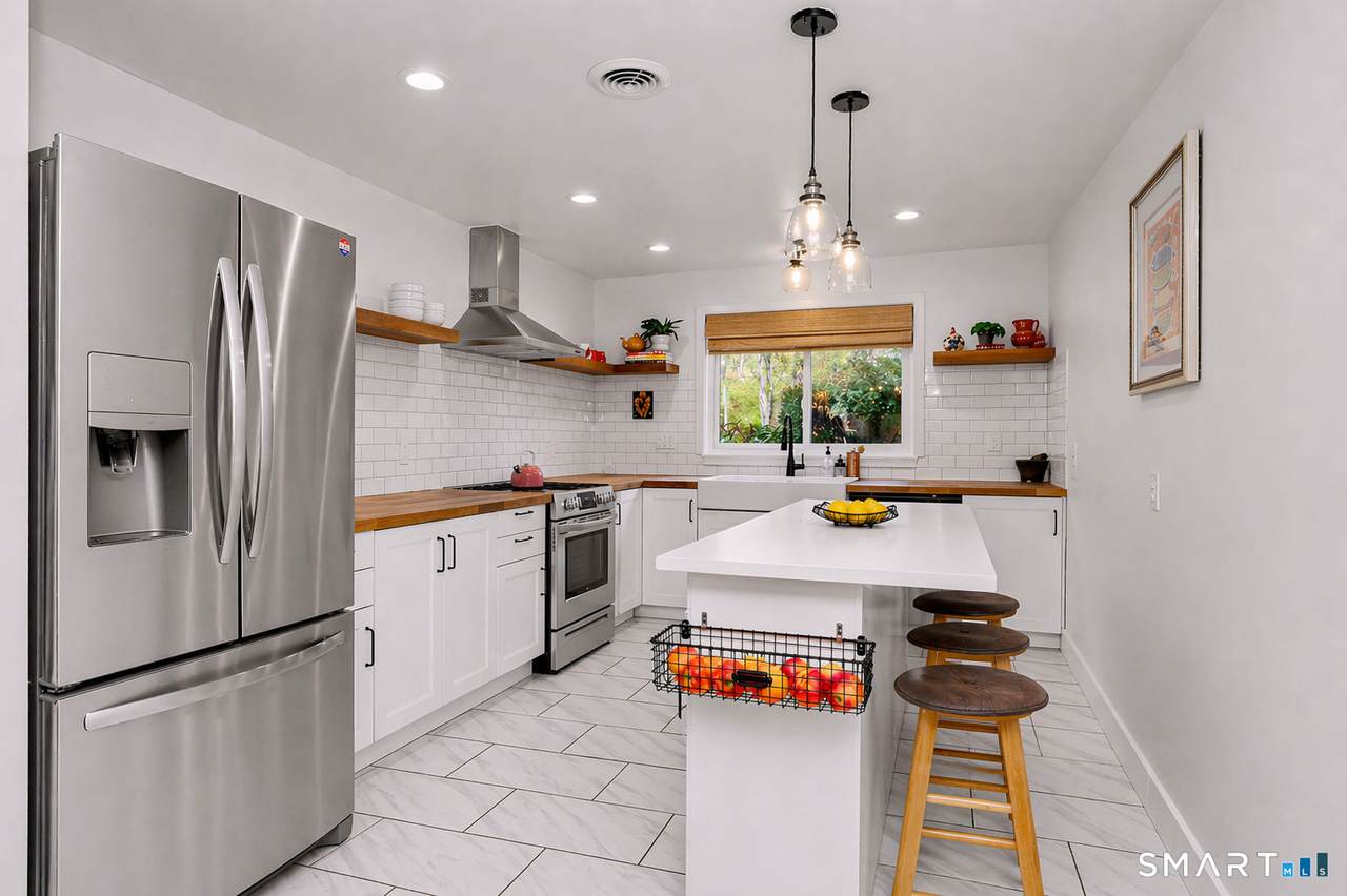 https://bt-photos.global.ssl.fastly.net/ctmls/1280_boomver_1_24167486-1.jpg