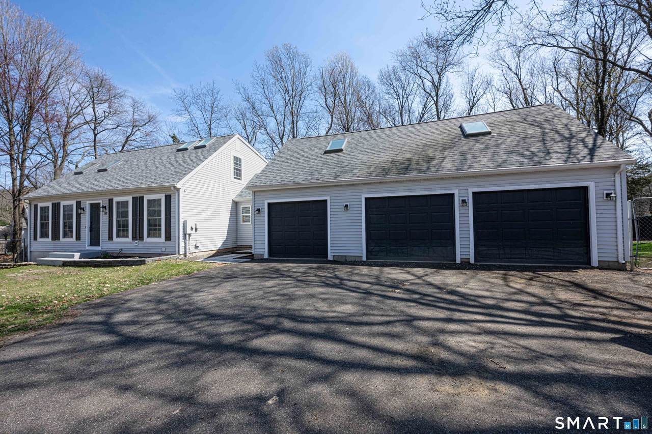 82 Heather Heights - Photo 1