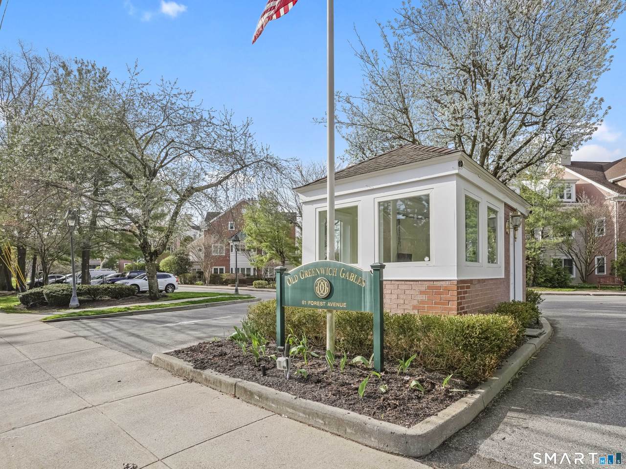 51 Forest Avenue - Photo 1