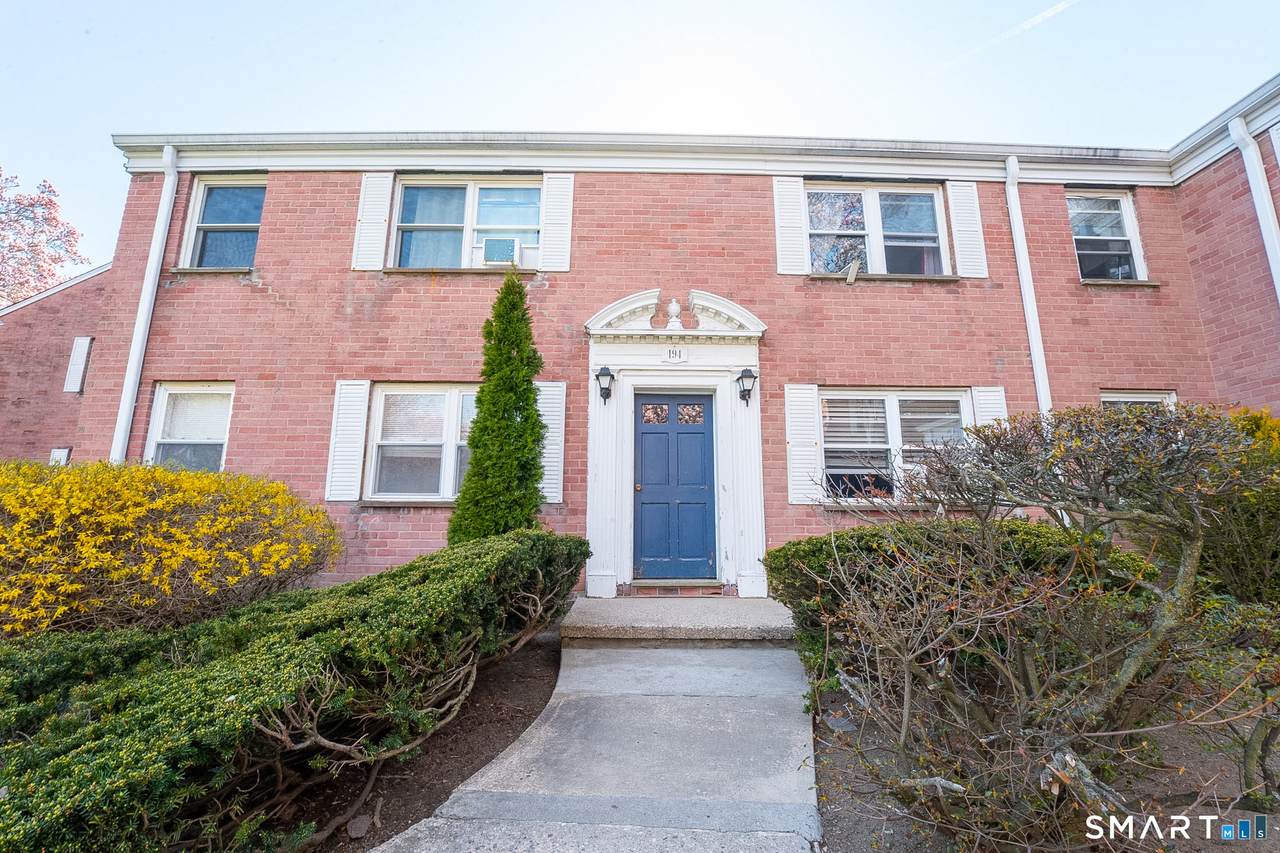 194 Seaton Road - Photo 1
