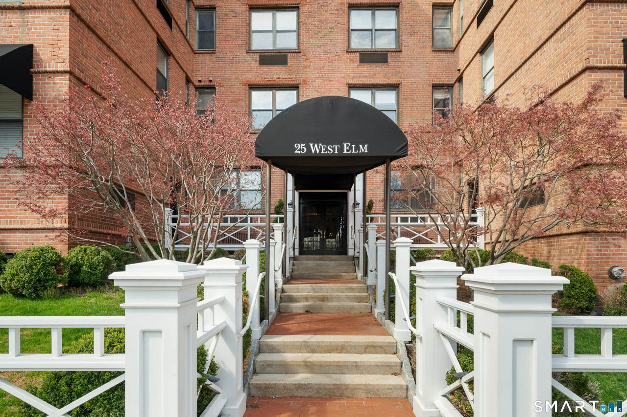 25 Elm Street - Photo 1