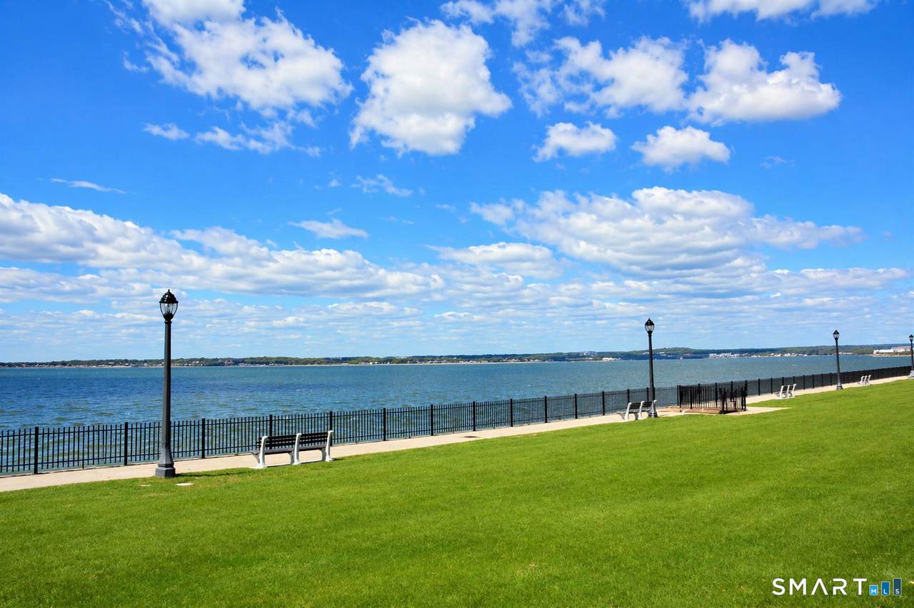 https://bt-photos.global.ssl.fastly.net/ctmls/1280_boomver_1_24168106-1.jpg