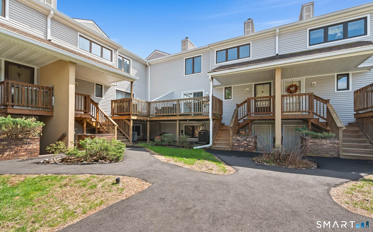 20 Dutton Place Way - Photo 1