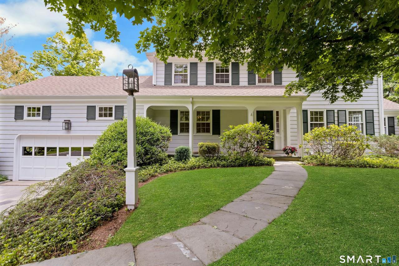 21 Hickory Drive - Photo 1