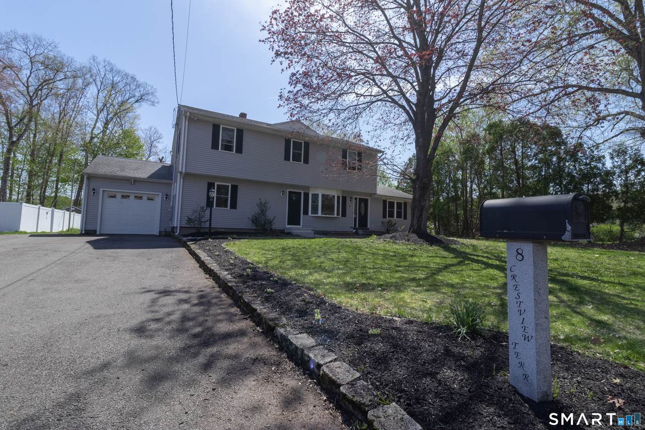 8 Crestview Terrace - Photo 1