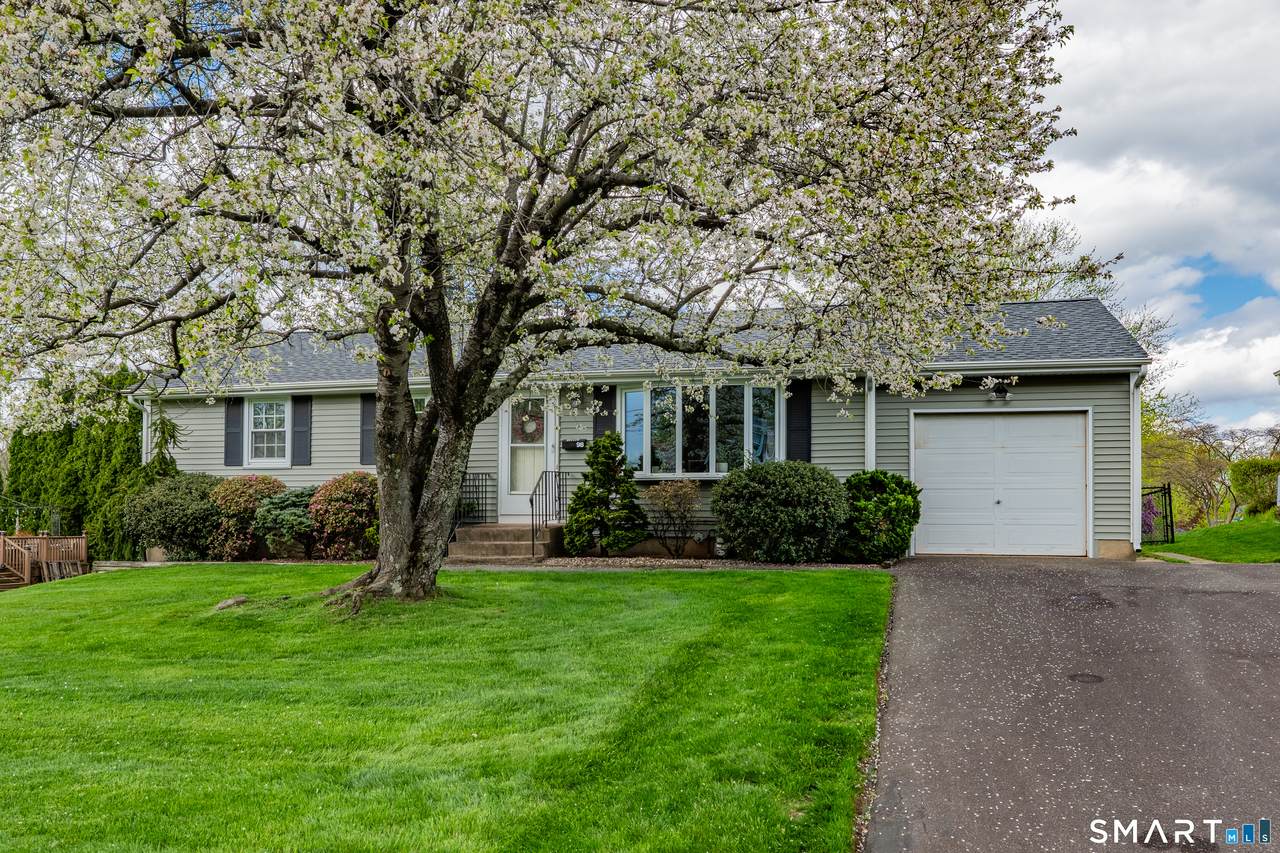 98 Saddle Hill Road - Photo 1
