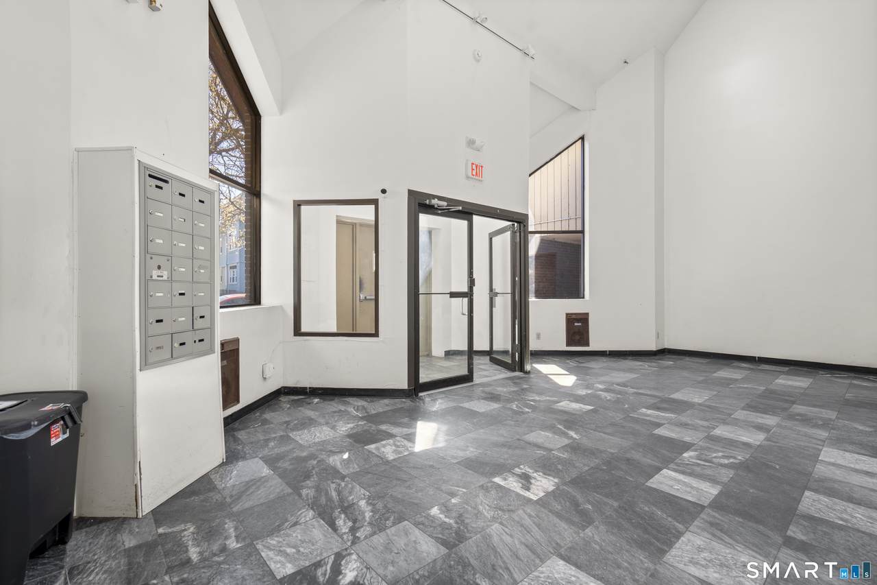 183 Livingston Place - Photo 1