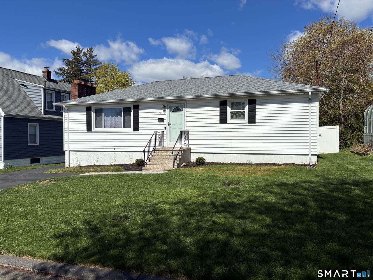 58 Parker Avenue - Photo 1