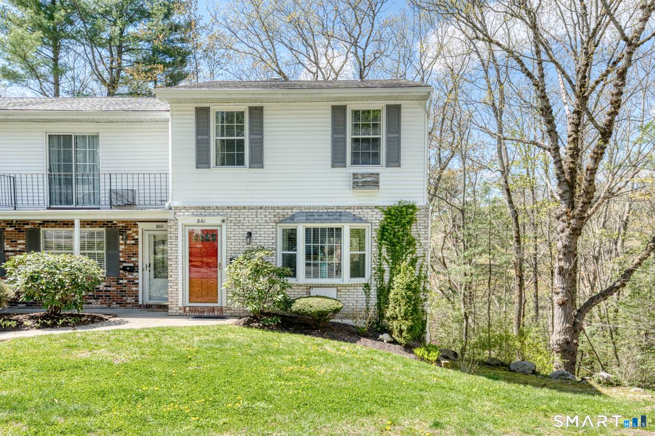61 Hunter Court - Photo 1