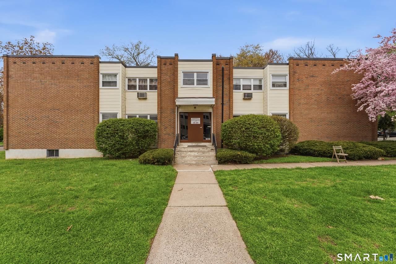27 Thompson Road - Photo 1