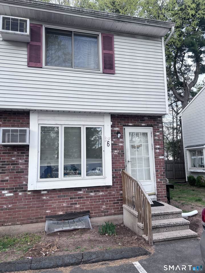 63 Webb Street - Photo 1