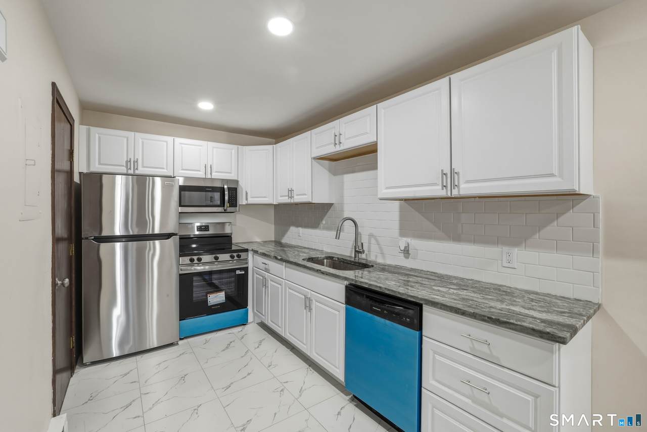 275 Broad Street - Photo 1