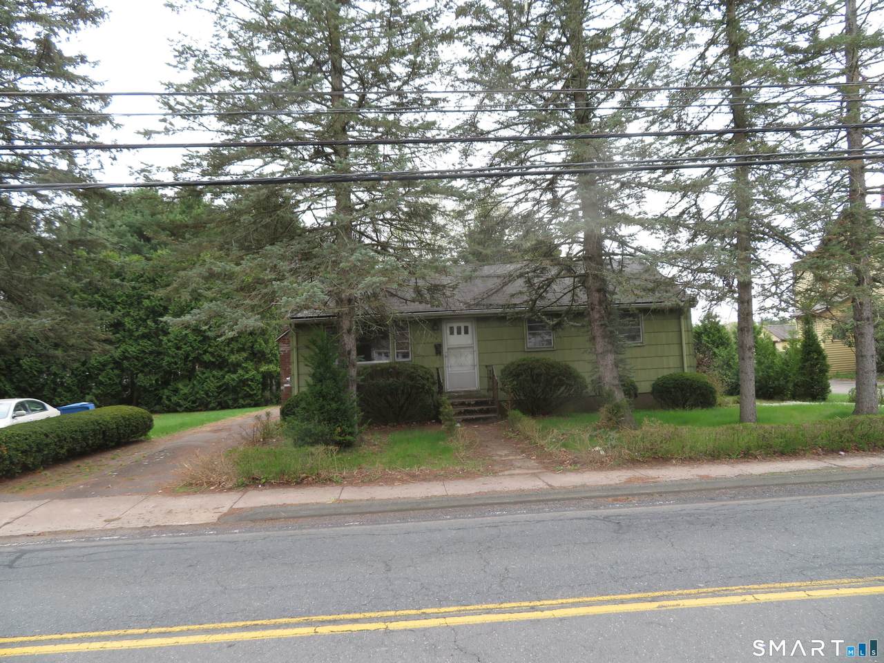 130 Woodland Street - Photo 1