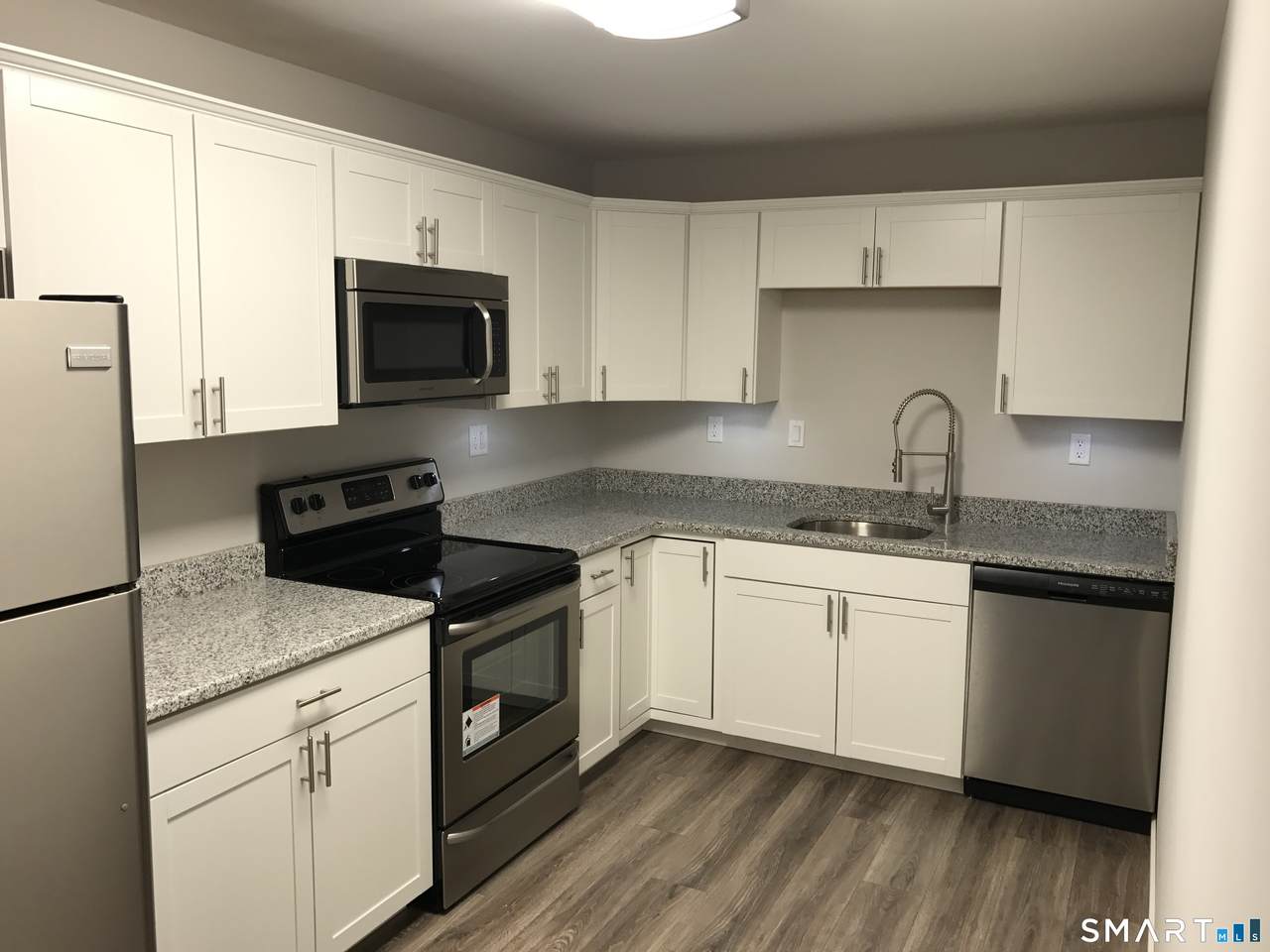1218 Cromwell Hills Drive - Photo 1