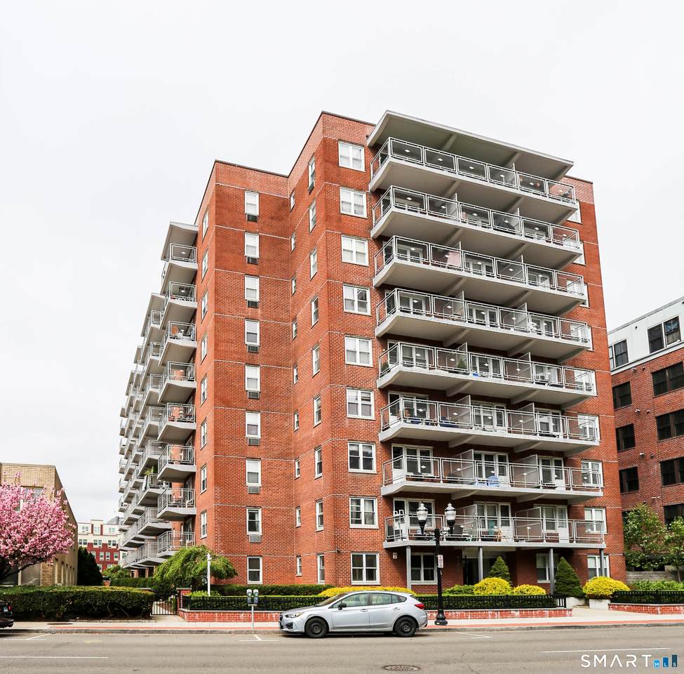 700 Summer Street - Photo 1