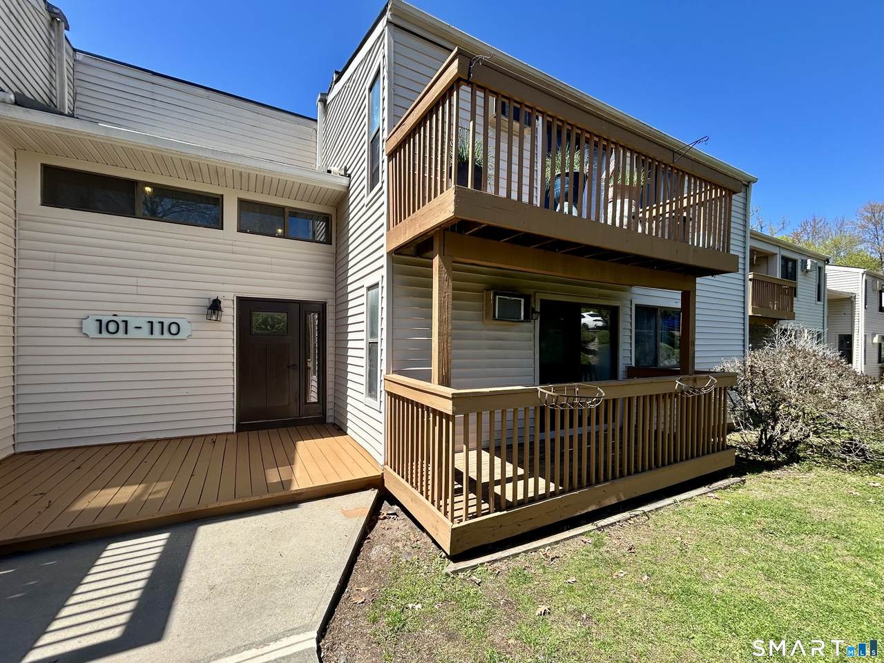 104 Woodland Drive - Photo 1