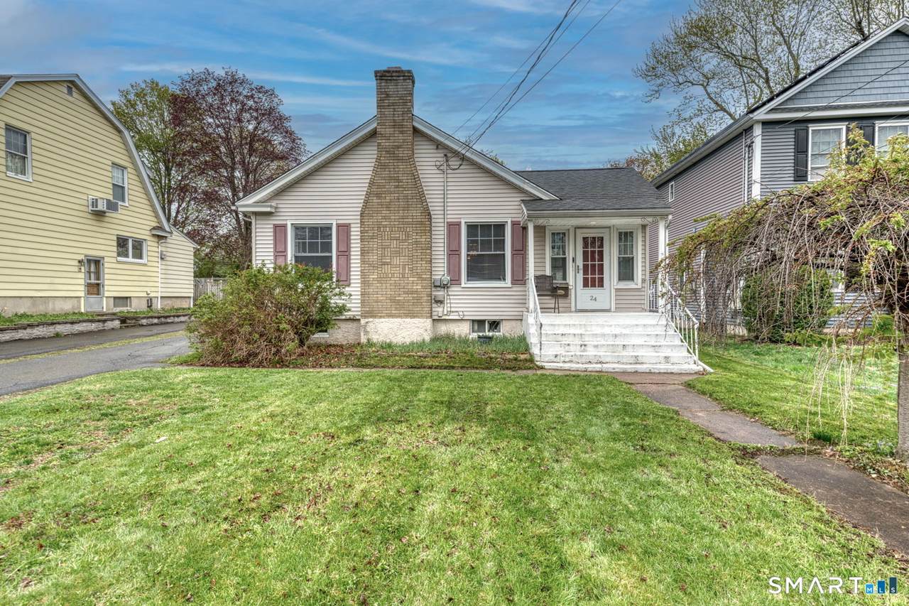 24 Fanway Avenue - Photo 1