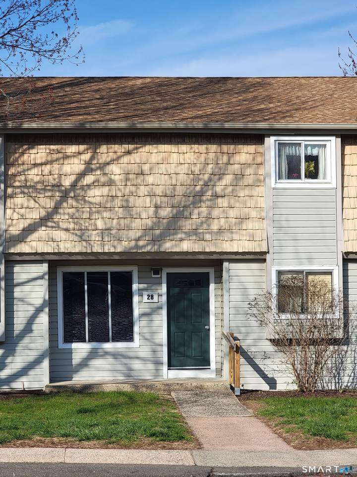 28 Carillon Drive - Photo 1