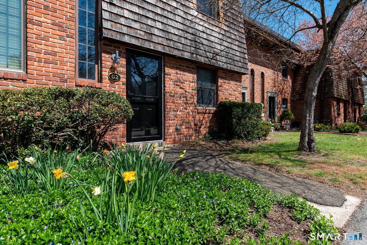 85 River Road - Photo 1