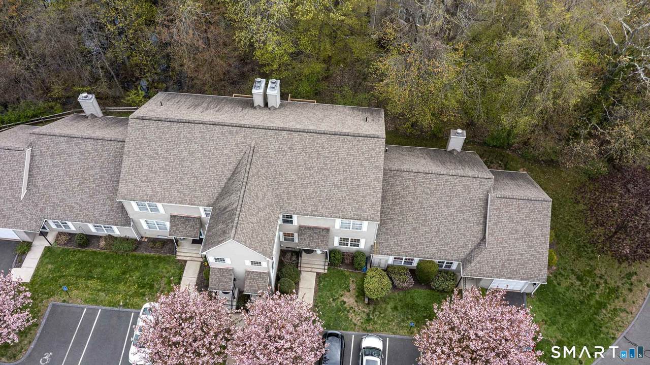 704 Highpoint Drive - Photo 1