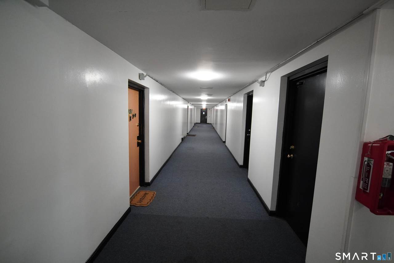 https://bt-photos.global.ssl.fastly.net/ctmls/1280_boomver_1_24170601-1.jpg