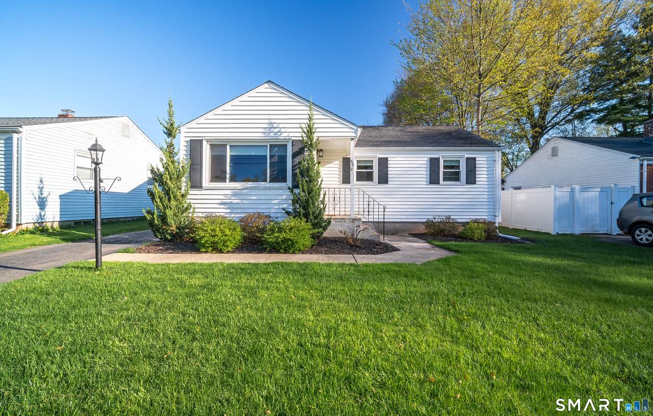 86 Dudley Road - Photo 1