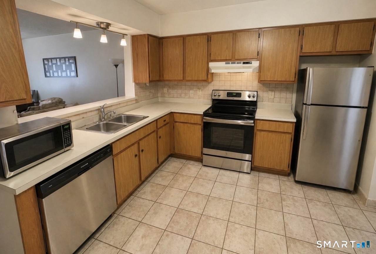 975 Meriden Road - Photo 1
