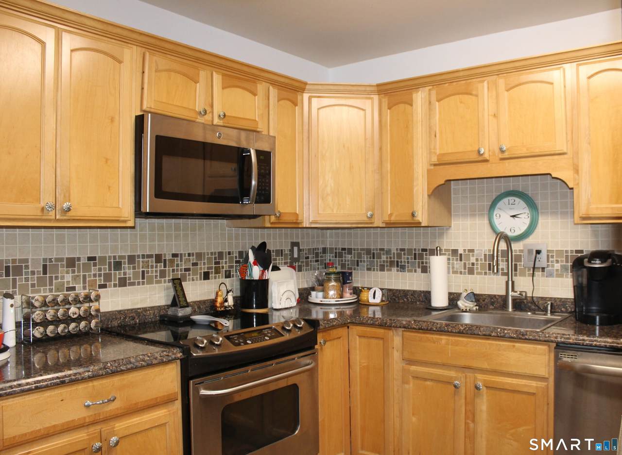 1101 Cromwell Hills Drive - Photo 1