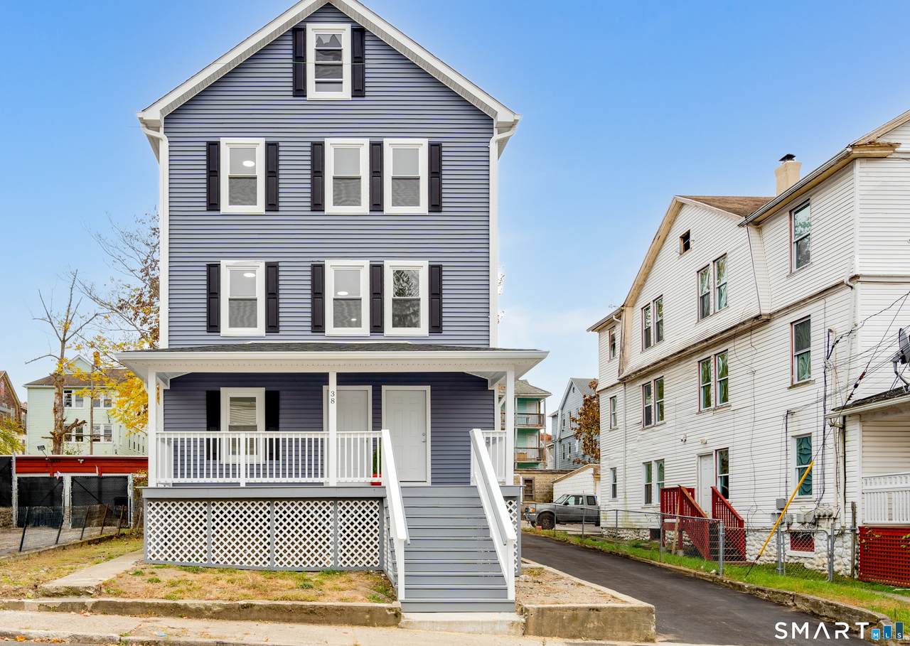 38 Young Street - Photo 1