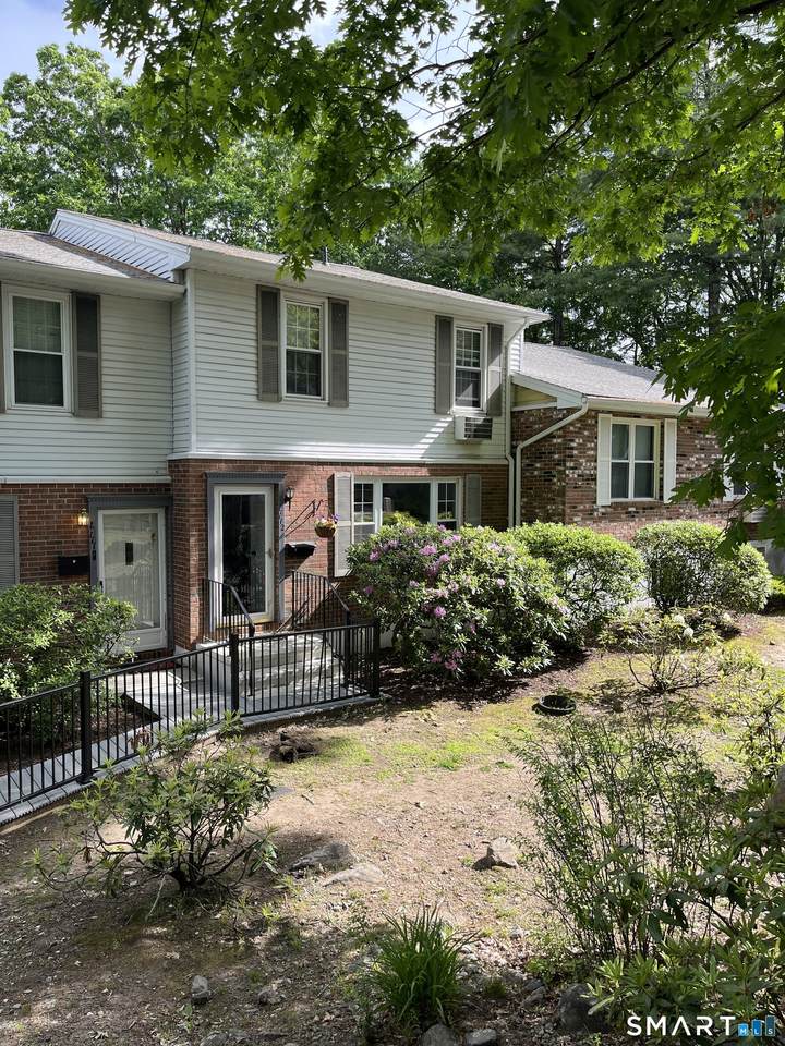 112 Queens Road - Photo 1