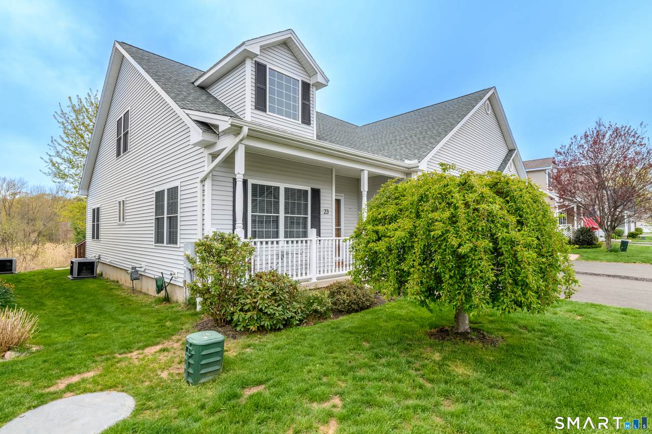 23 Fairfield Lane - Photo 1