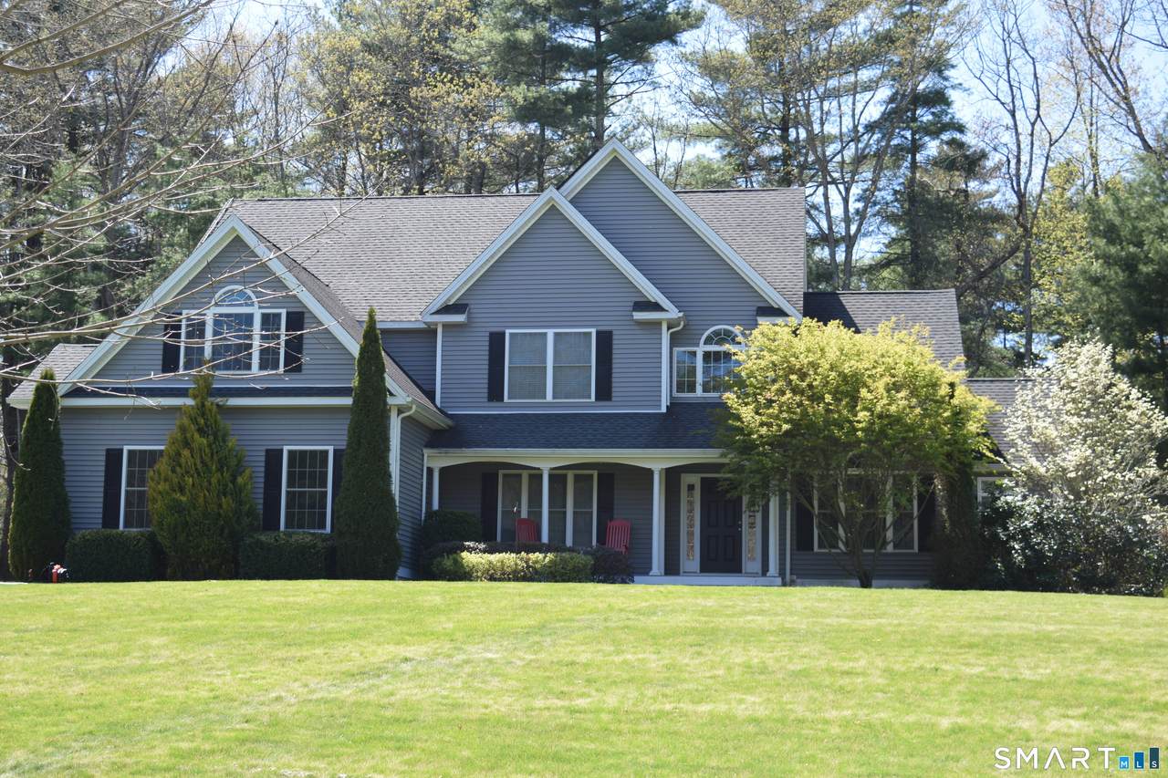 28 Hidden Oaks Drive - Photo 1