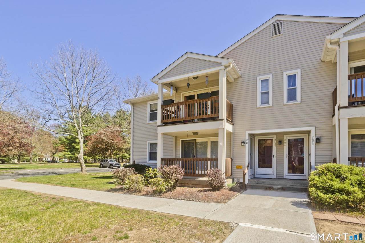 201 Ashmead Commons - Photo 1