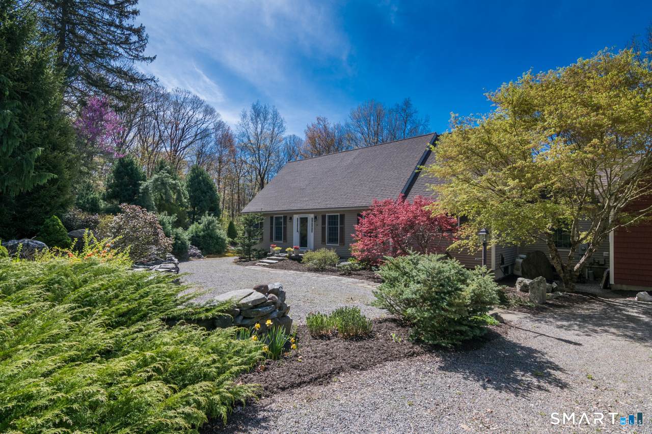 25 Spruce Drive - Photo 1