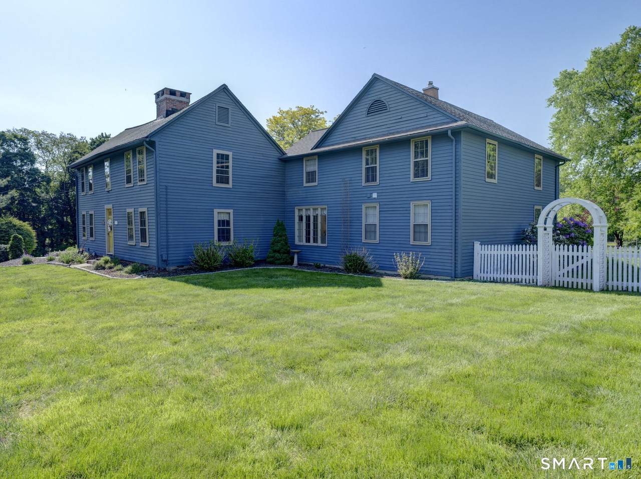 121 Sunset Lane - Photo 1
