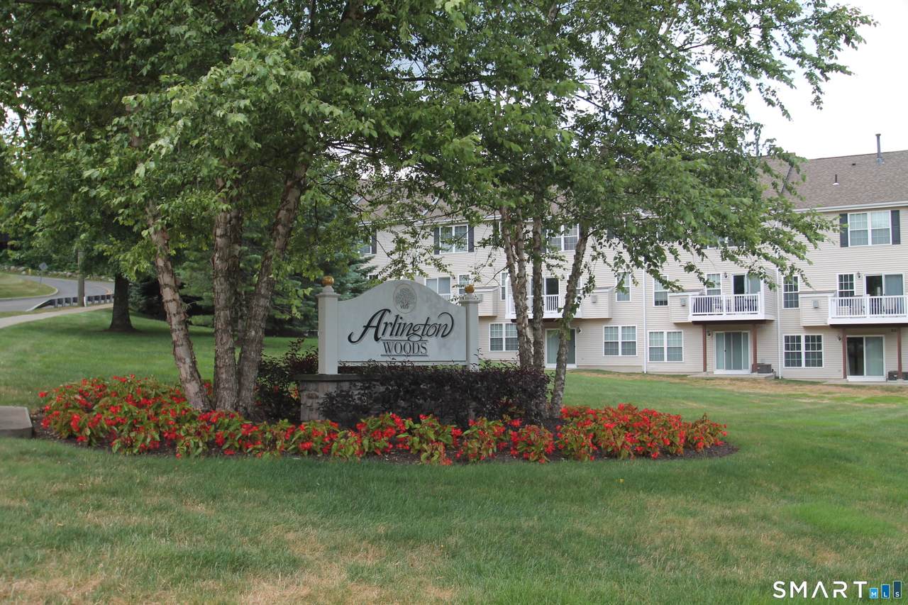 701 Sienna Drive - Photo 1