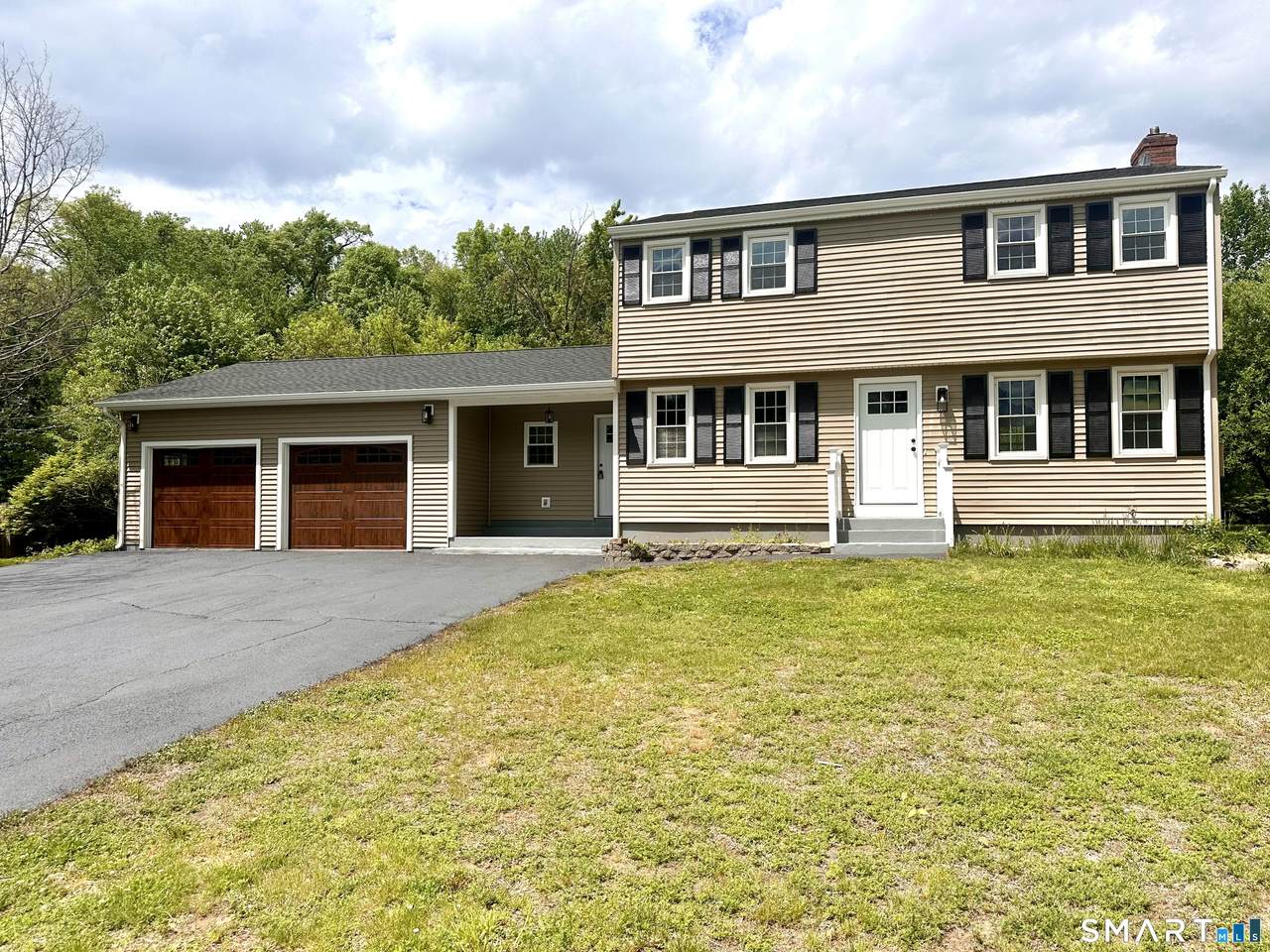 3 Gloria Lane - Photo 1