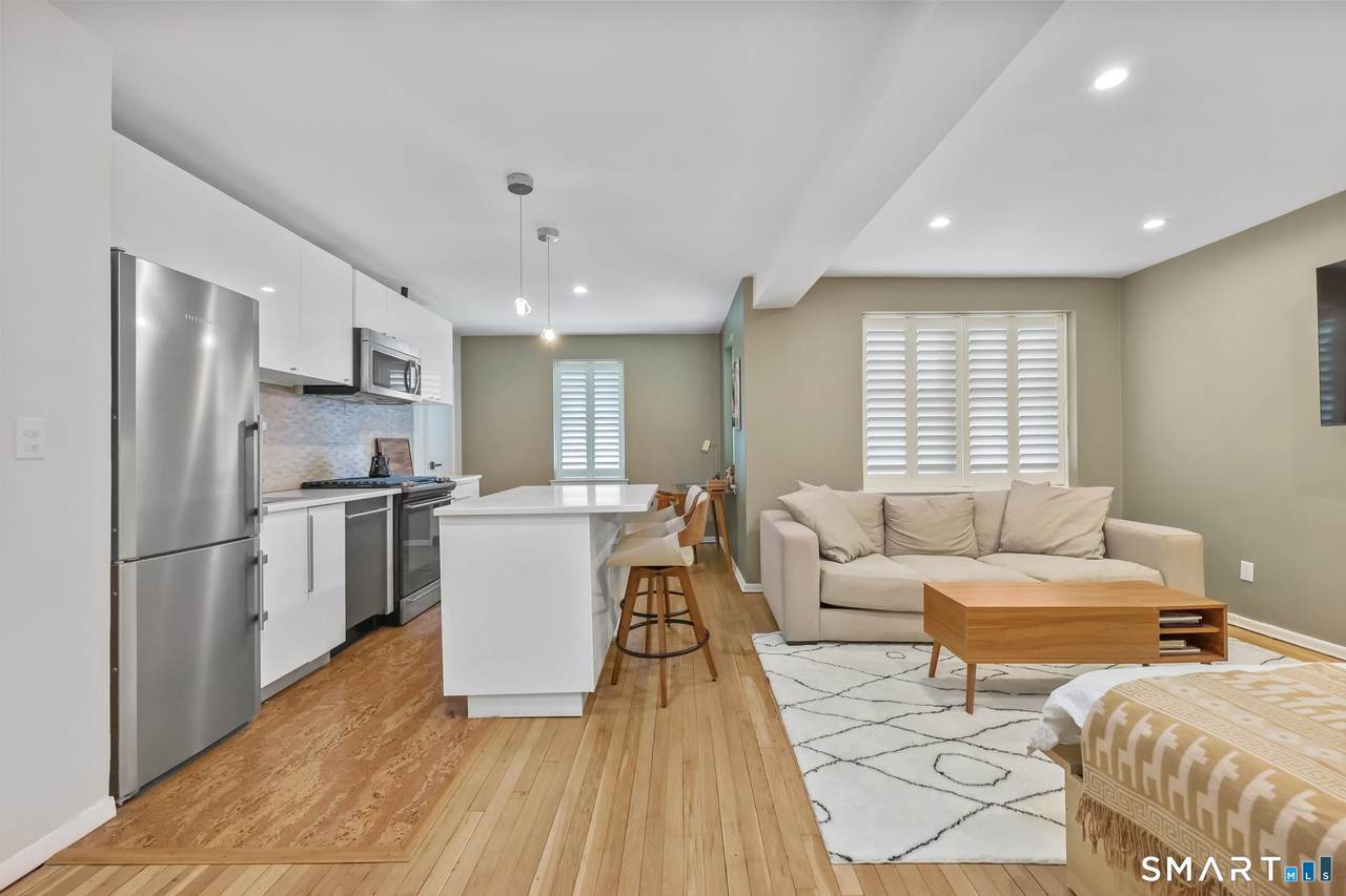 52 Lafayette Place - Photo 1