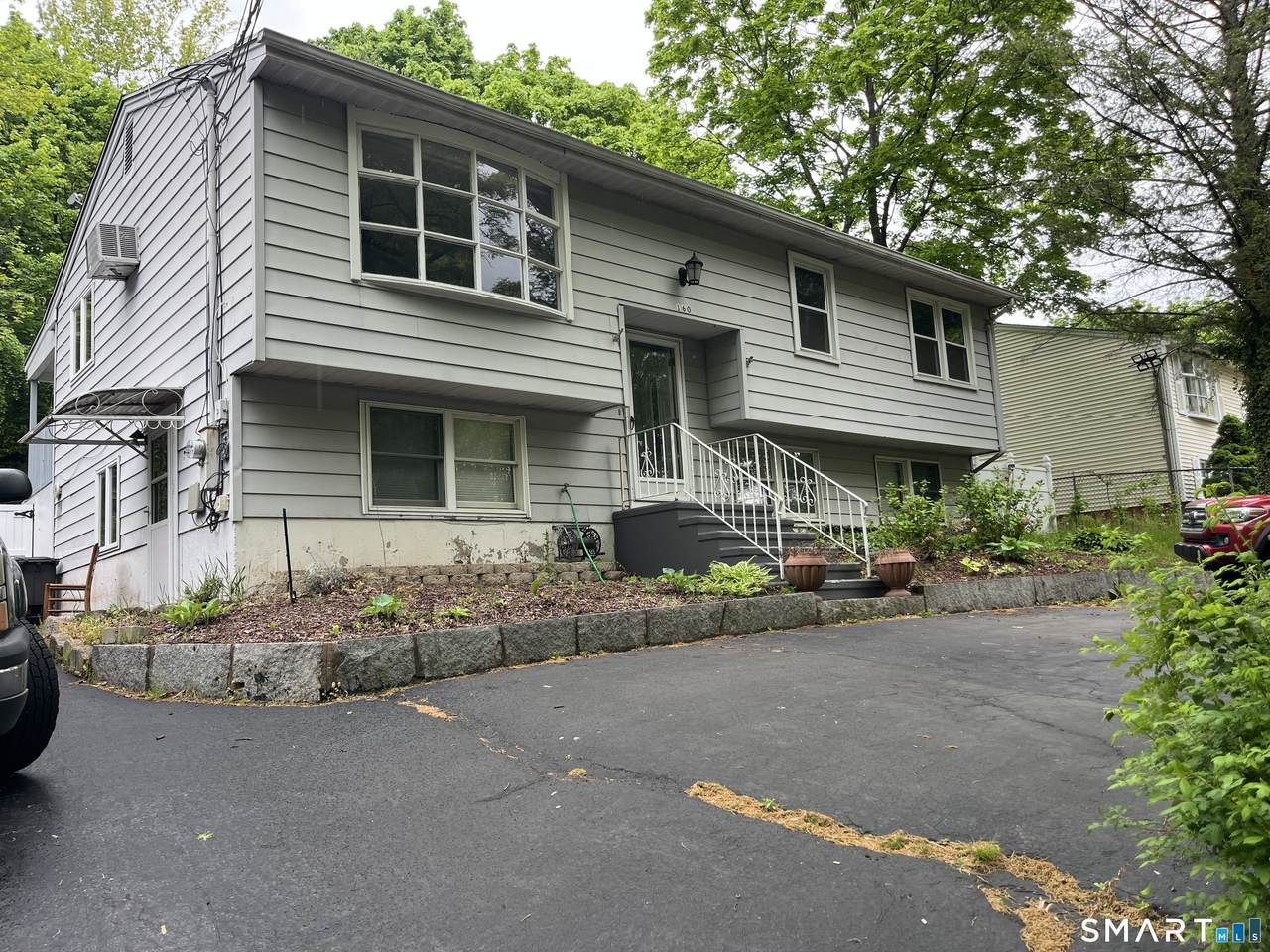 160 Russell Street - Photo 1