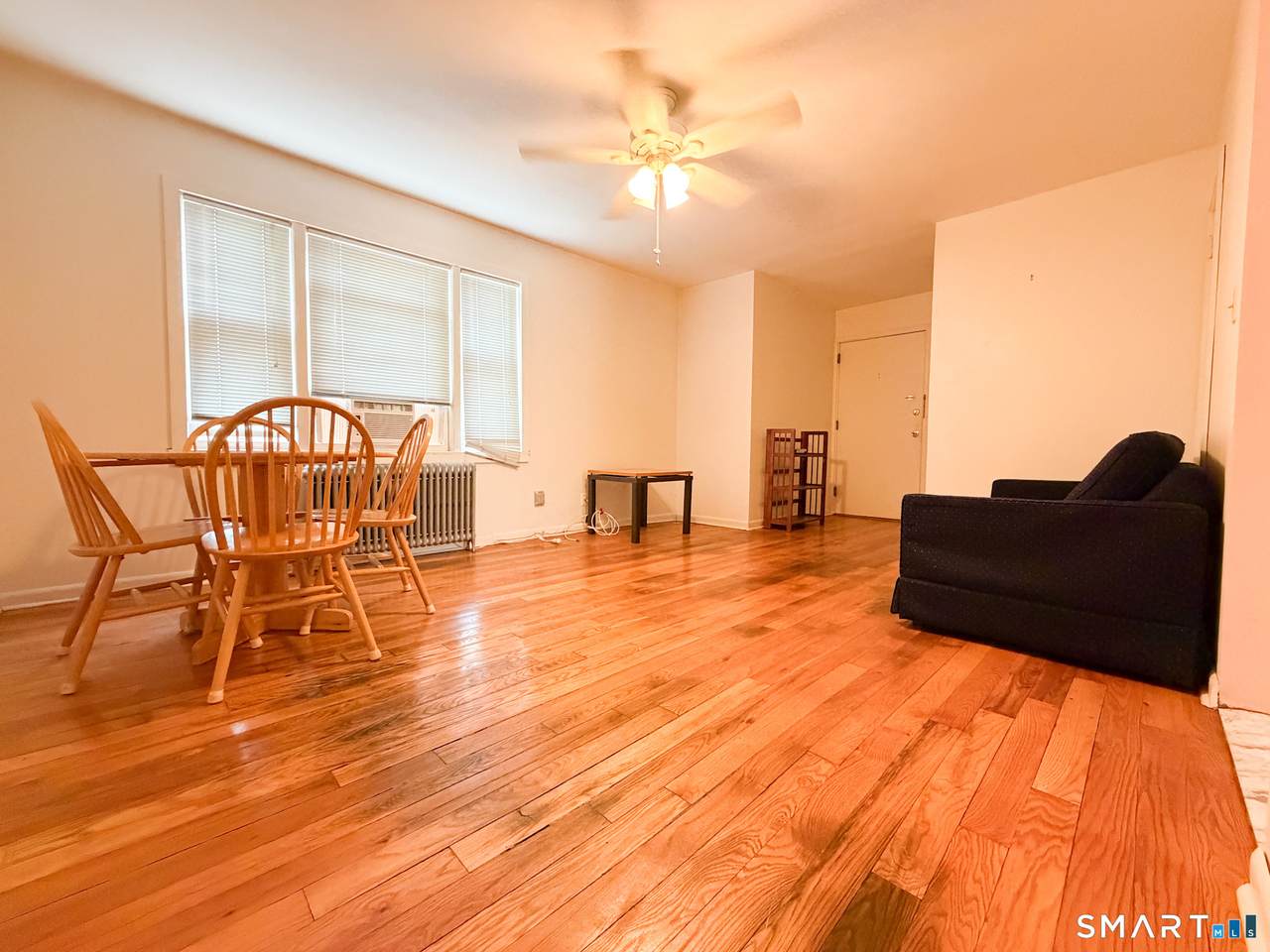 290 North Bishop Avenue - Photo 1