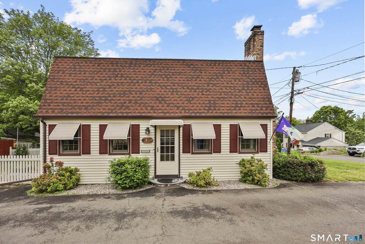 30 Hawthorne Street - Photo 1