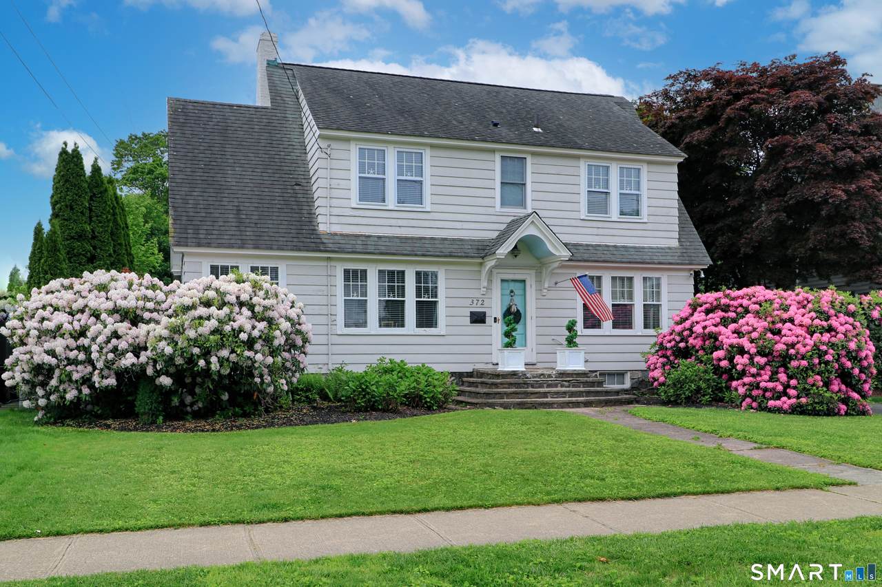 372 Rowland Road - Photo 1