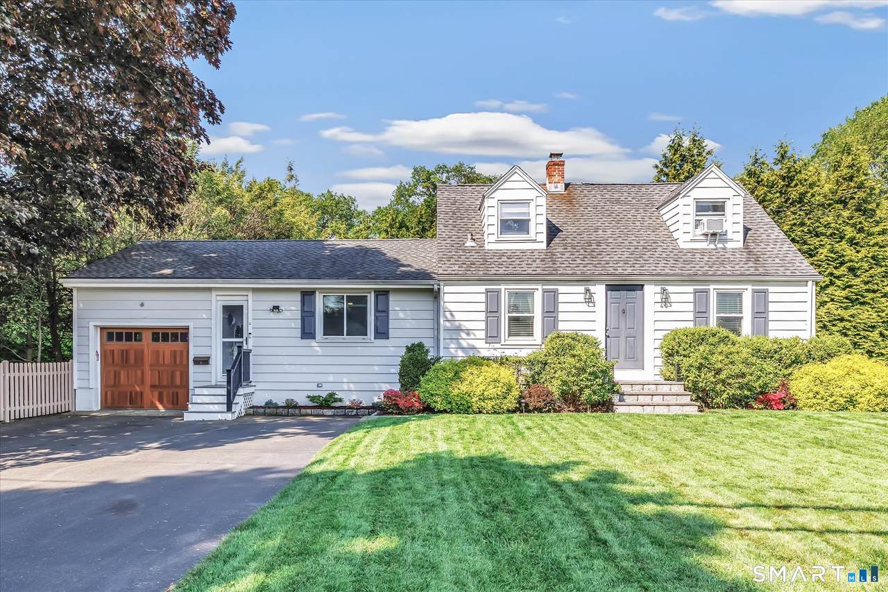 40 Walter Avenue - Photo 1