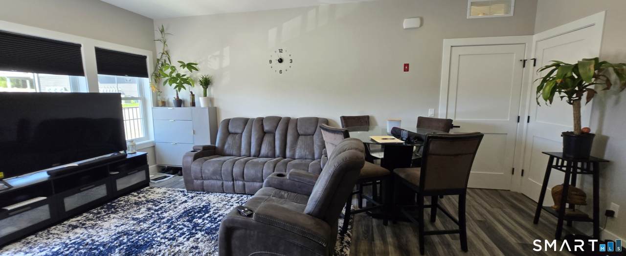 https://bt-photos.global.ssl.fastly.net/ctmls/1280_boomver_1_24176270-1.jpg