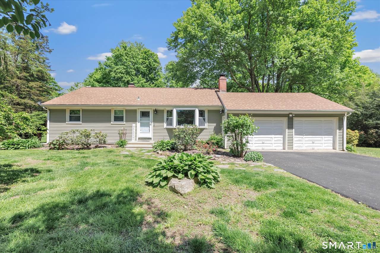 606 Booth Hill Road - Photo 1