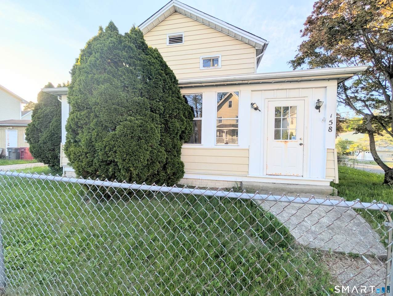 158 Cliff Street - Photo 1