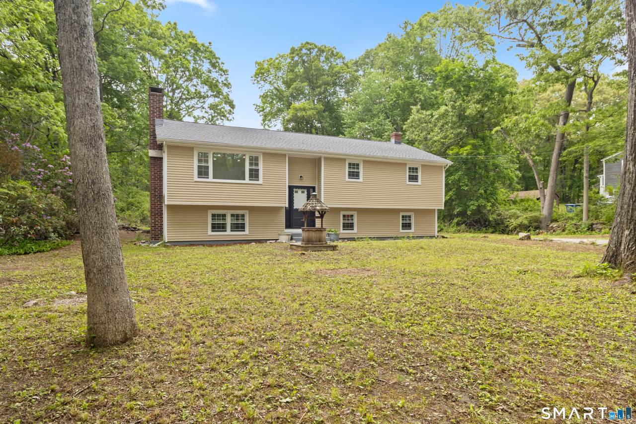 20 Quiet Woods Road - Photo 1