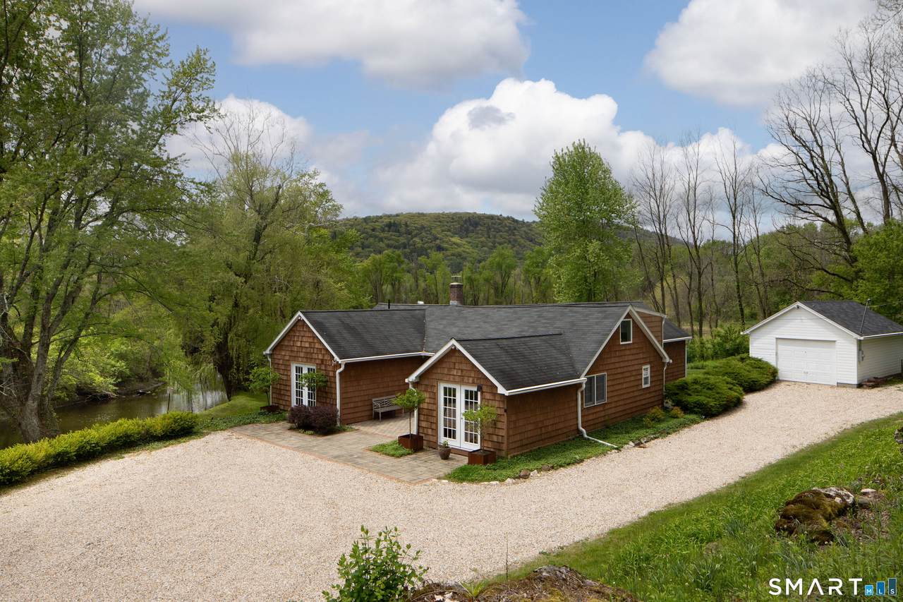 15 Belden Street - Photo 1