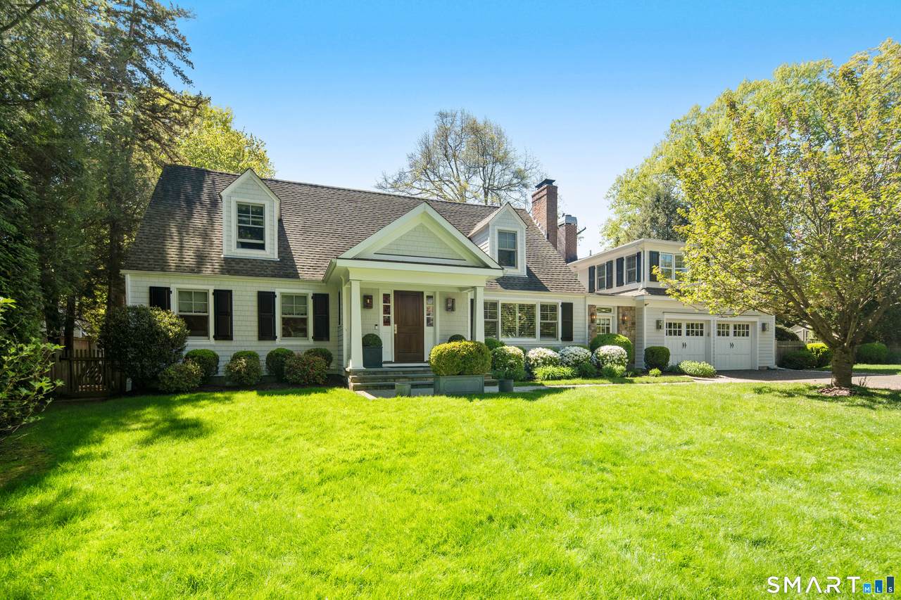 11 Mclaren Road - Photo 1